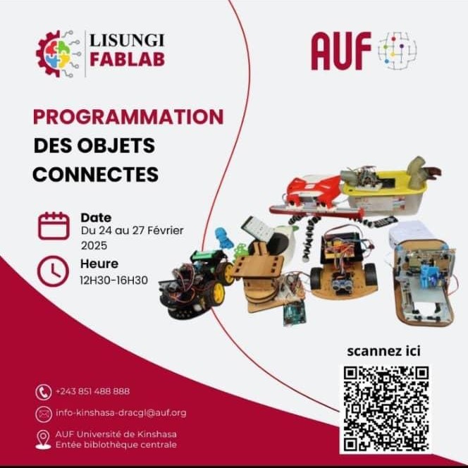 Formation Arduino - TOKO Winner Caleb partageant son expertise avec les jeunes